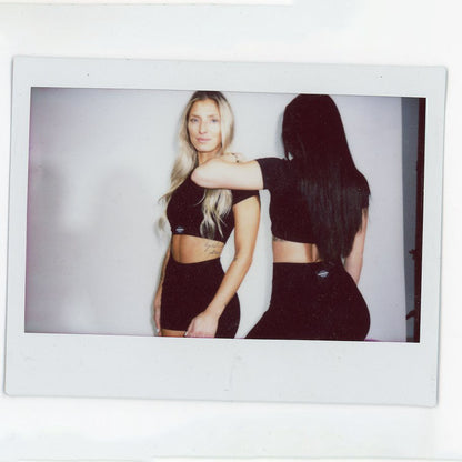 Worldwide Seamless Crop